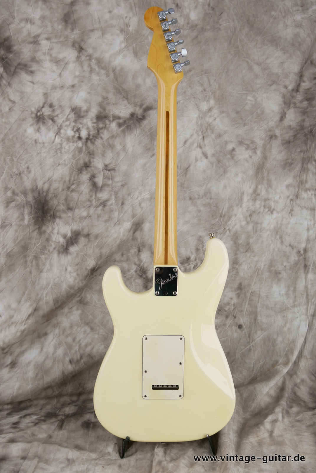 fender-stratocaster-plus-deluxe-1992-olympic-white-004.JPG
