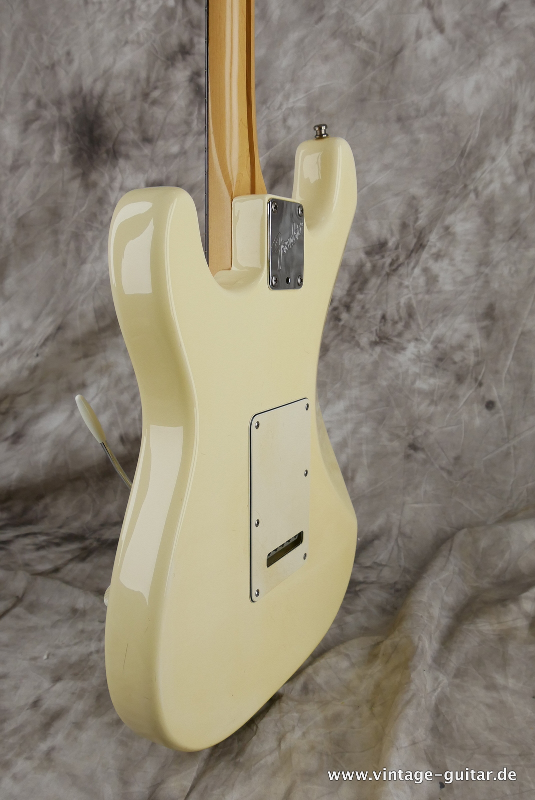 fender-stratocaster-plus-deluxe-1992-olympic-white-008.JPG