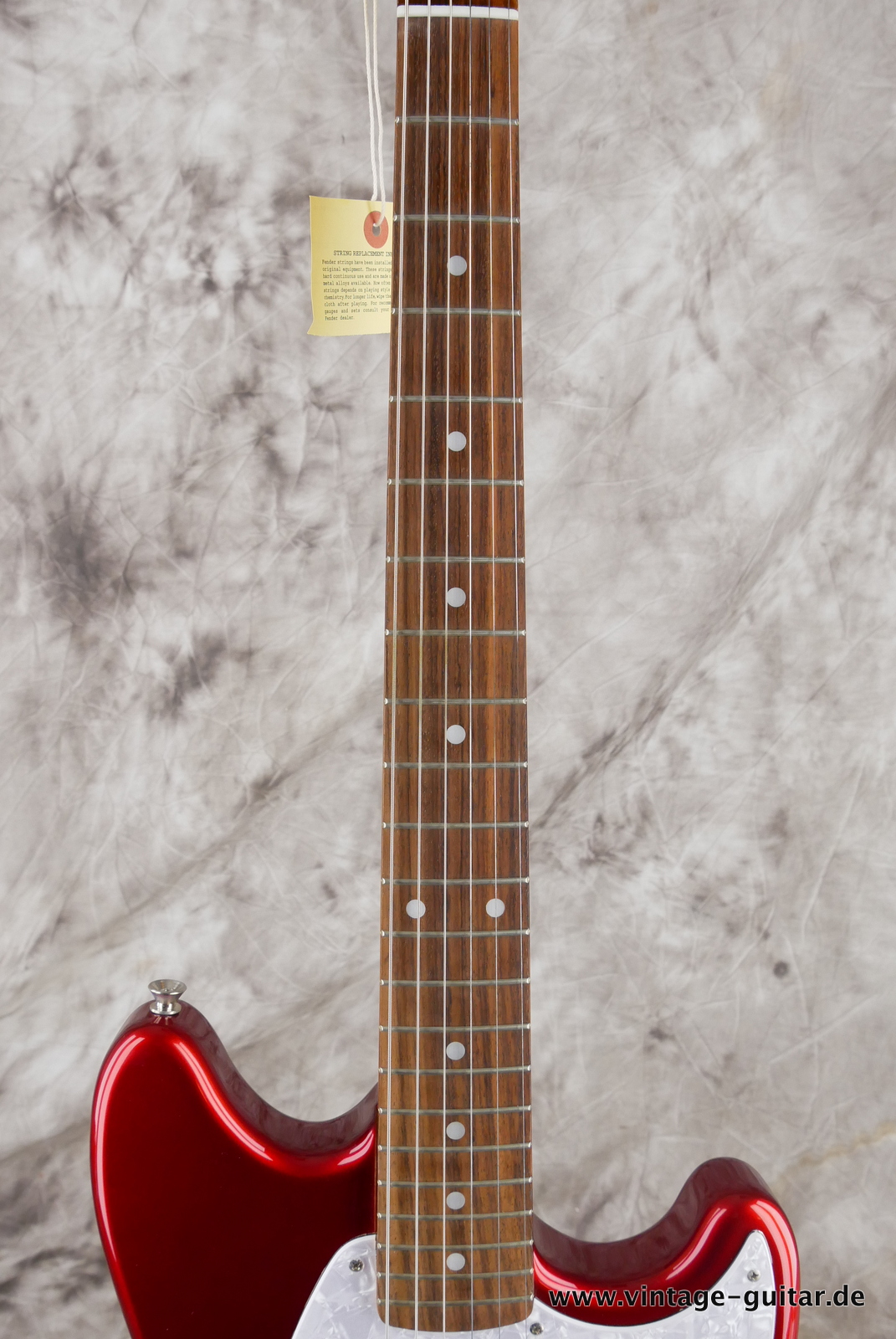 img/vintage/5133/Fender_Mustang_competition_70s_RI_candy_apple_red_Japan_2002-011.JPG