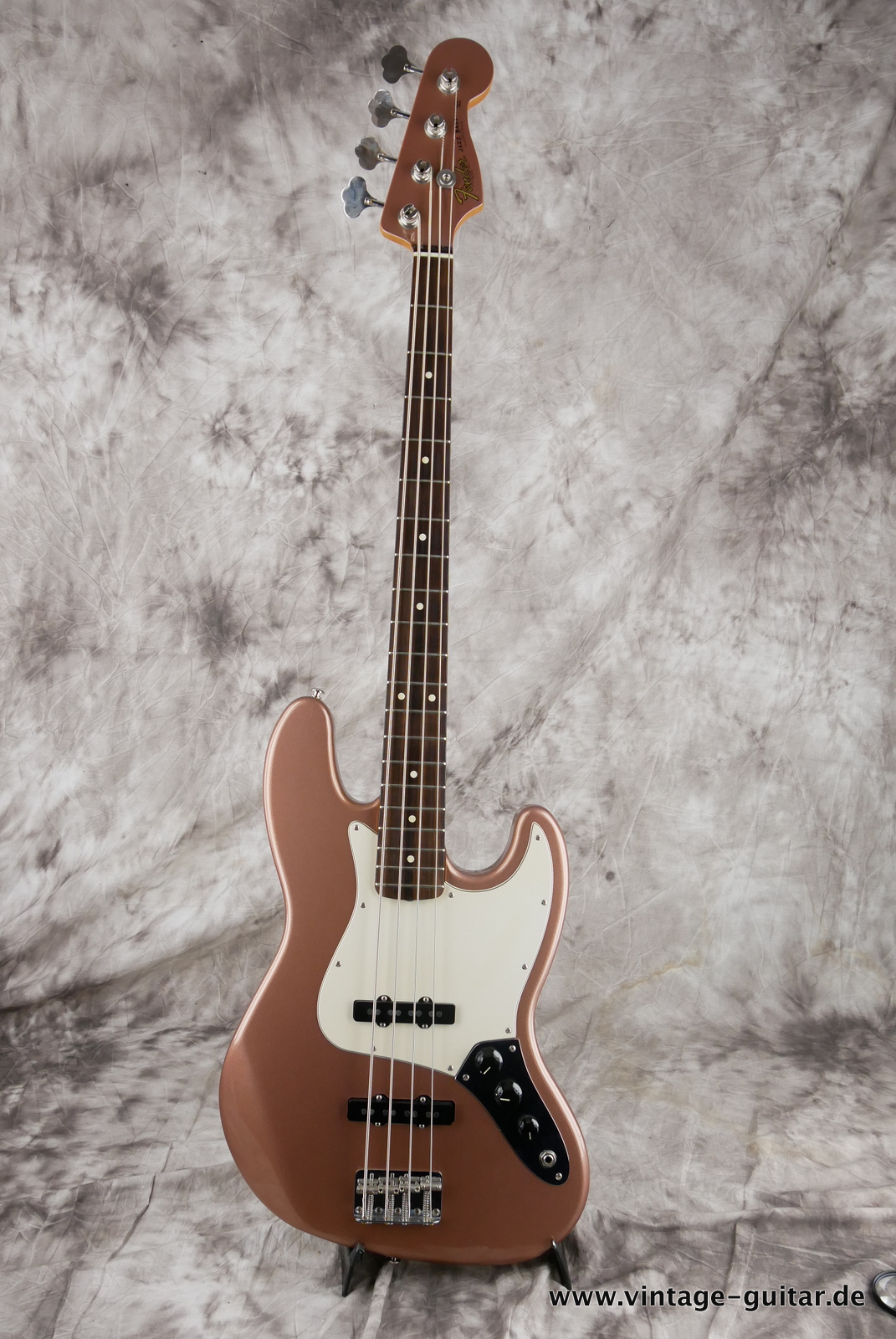 Fender_Jazz_Bass_60s_RI_FSR_Mexico_burgundy_mist_2002-001.JPG