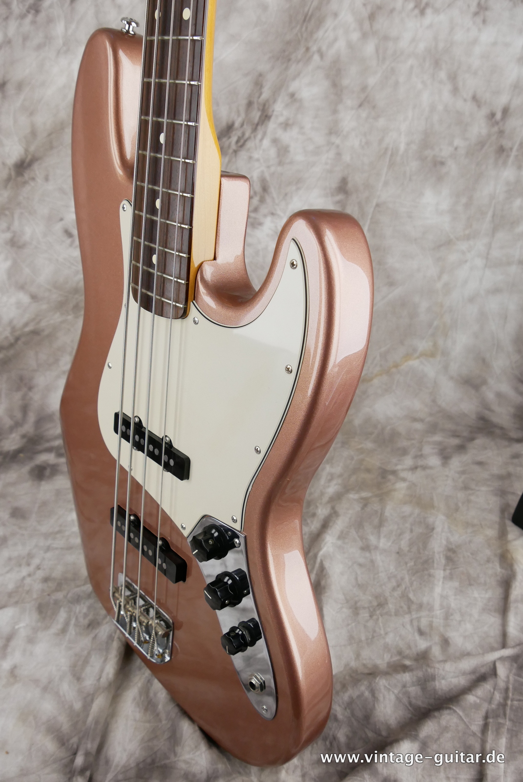 Fender_Jazz_Bass_60s_RI_FSR_Mexico_burgundy_mist_2002-006.JPG