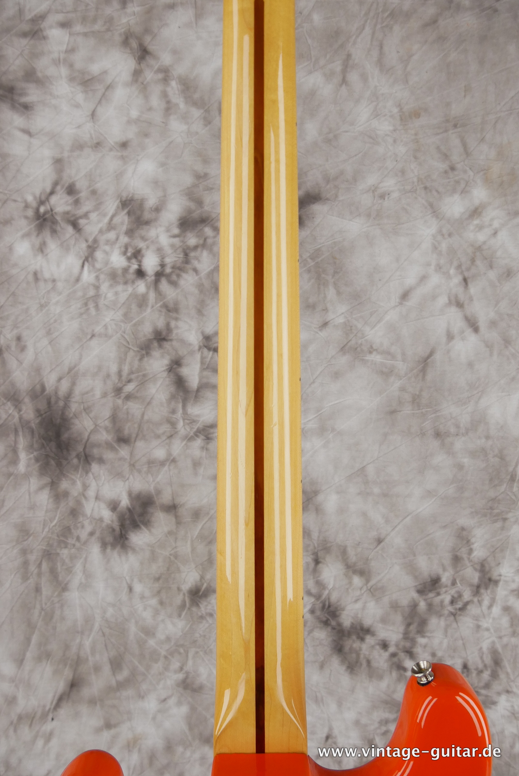 img/vintage/5155/Fender_Bullet_Bass_deluxe_fiesta_red_1982-012.JPG