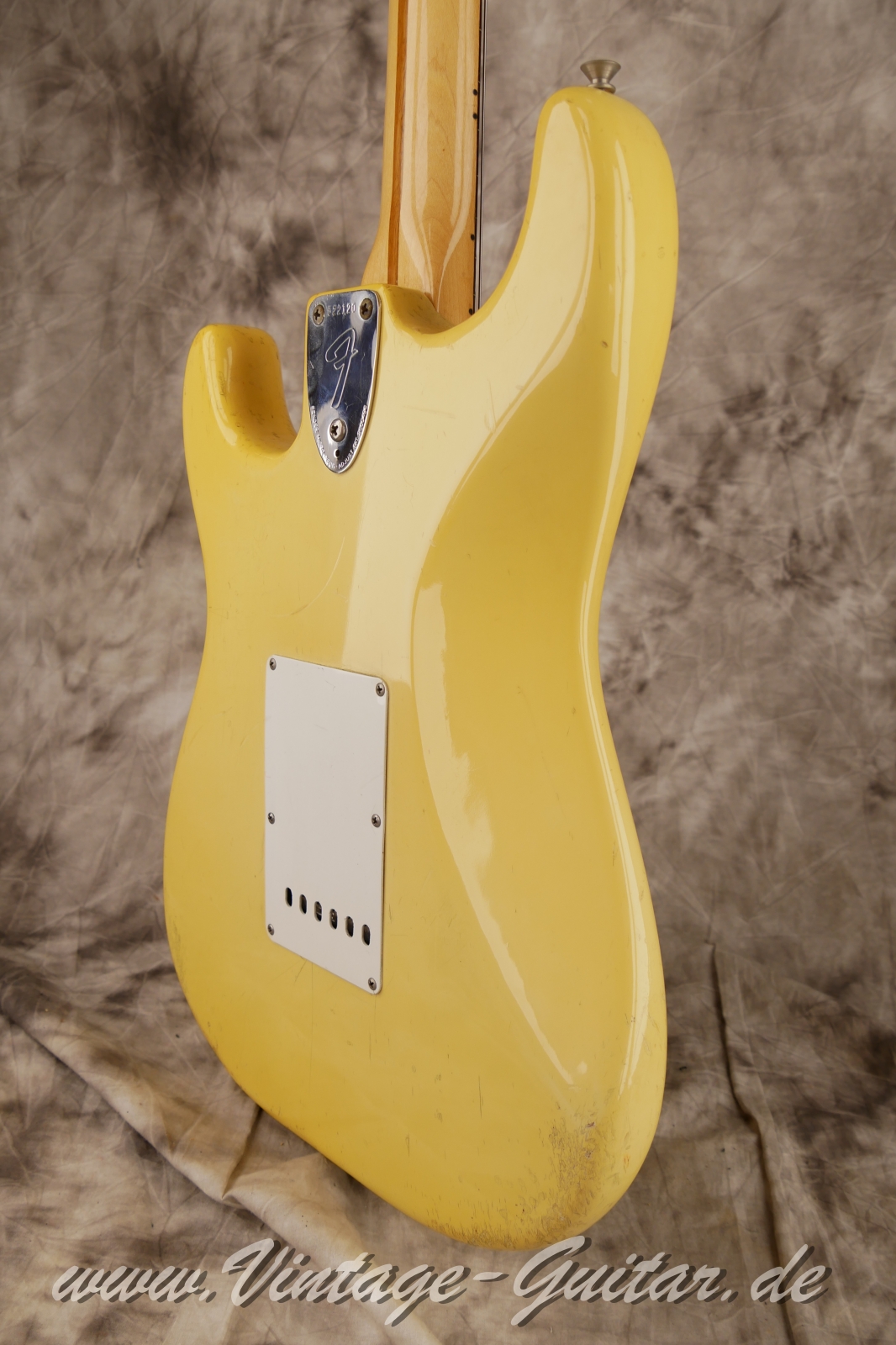 Fender-Stratocaster-1973-olympic-white-015.JPG