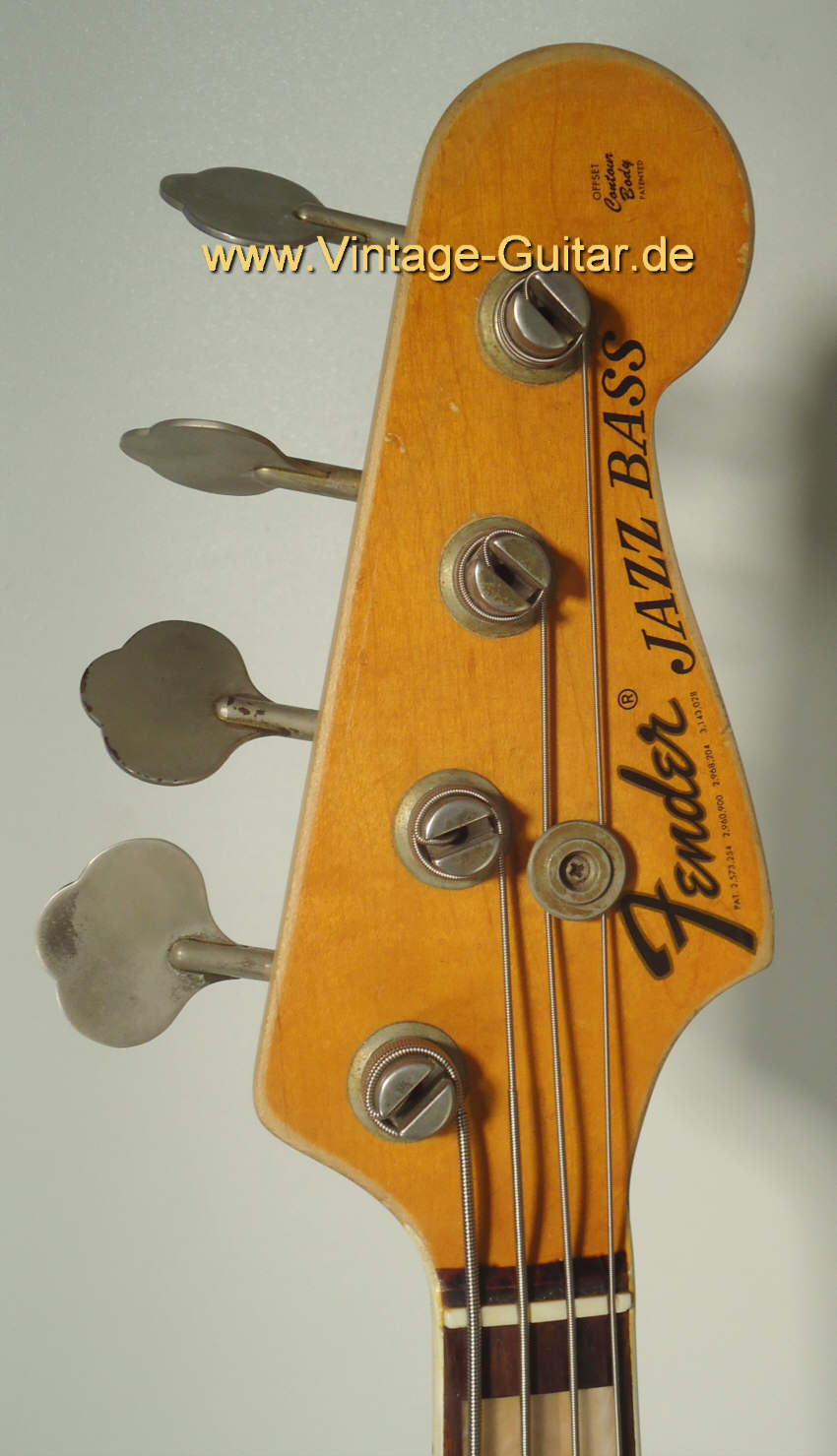 Fender-Jazz-Bass-1970-a5.jpg