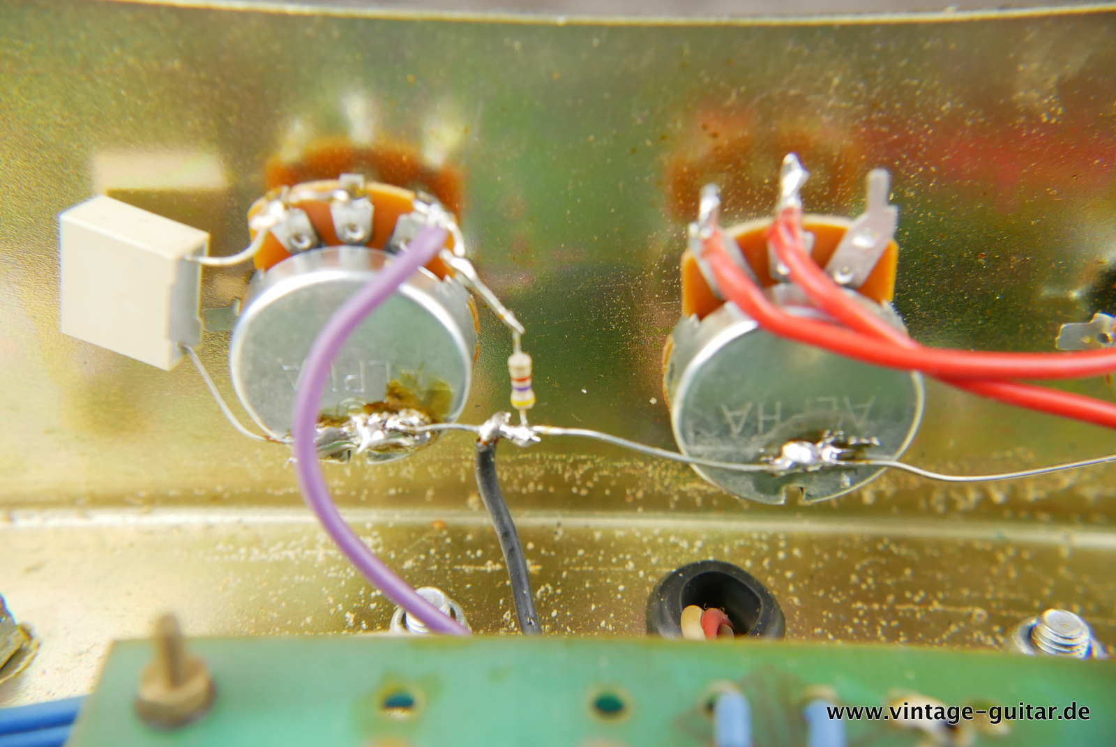 img/vintage/5175/Marshall_2204_JCM_800_Master_Model_50_Mk2_Lead_1983-023.JPG