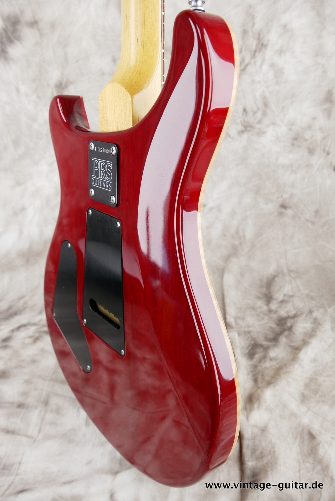 PRS_CE_24_cherry_sunburst_2004-008.JPG