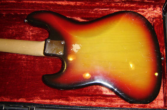 Fender-Jazz-Bass-1971-back.jpg