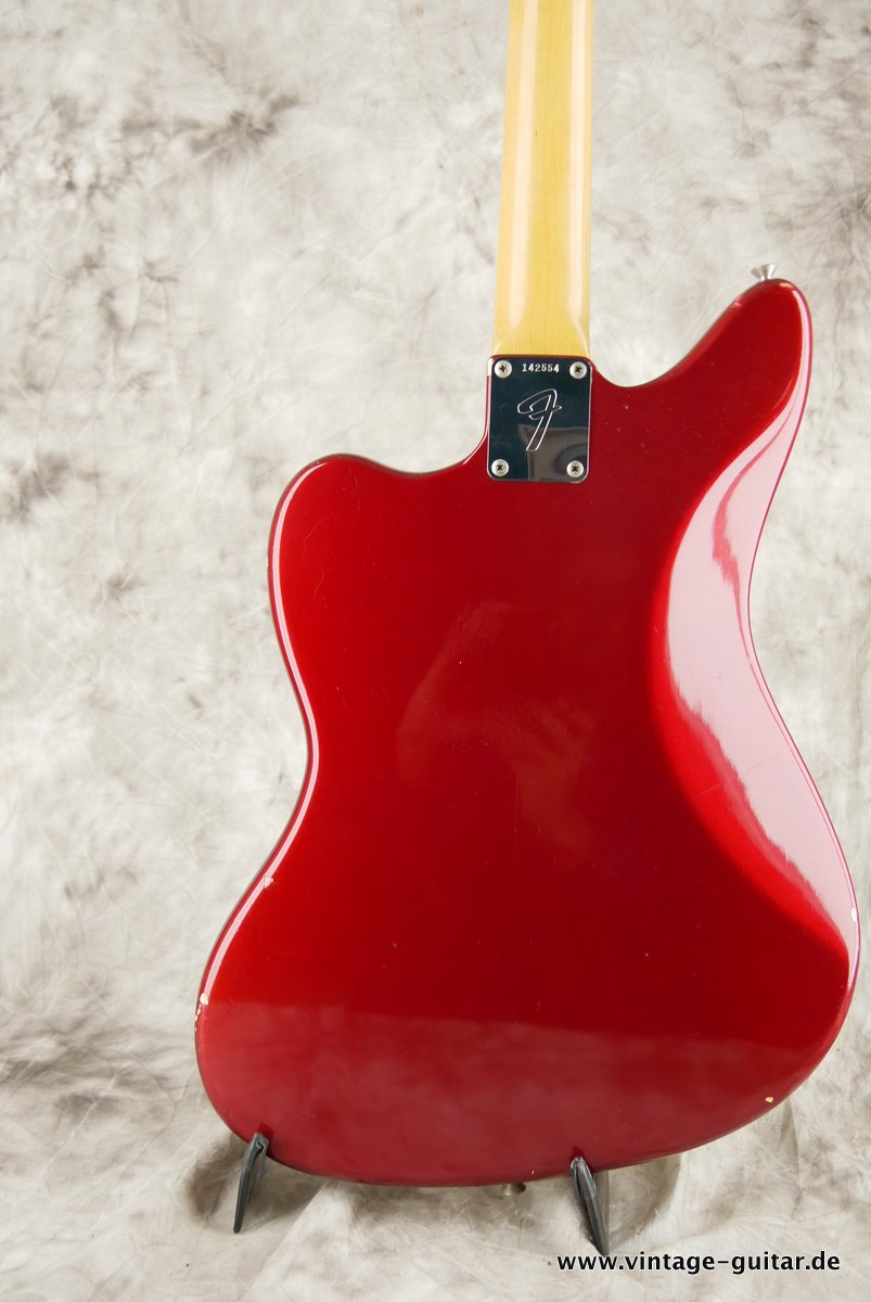 img/vintage/5181/Fender_Jaguar_candy_apple_red_1966-021.JPG