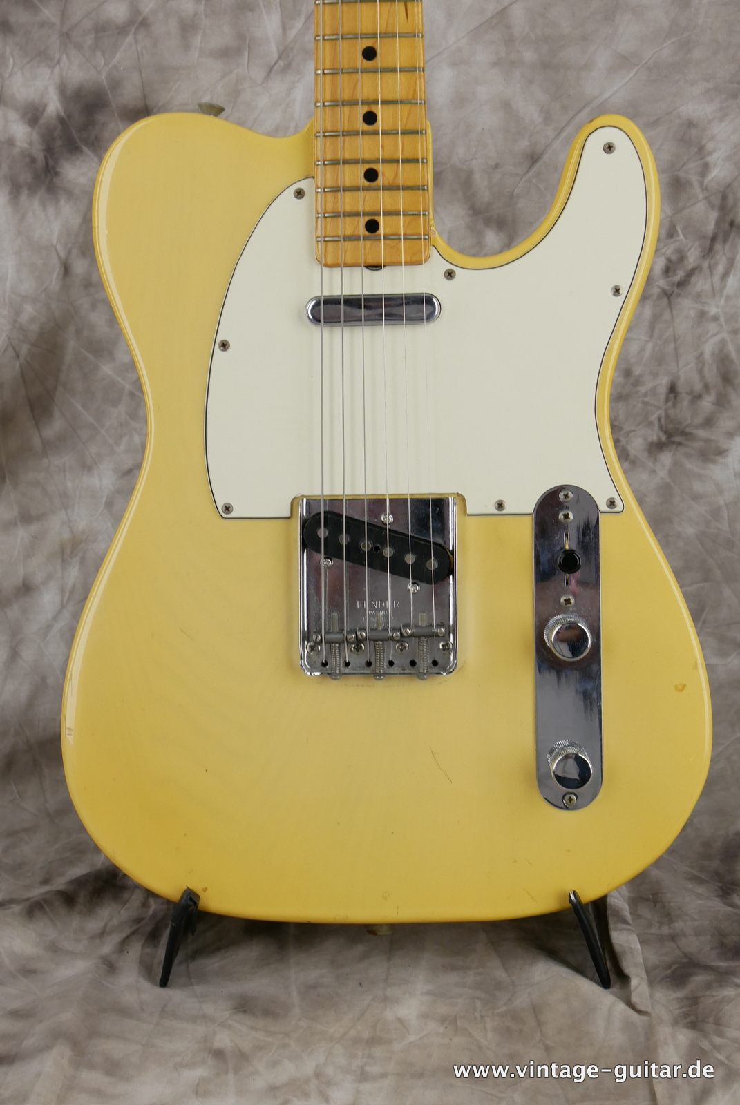 fender-telecaster-1973-blonde-002.JPG