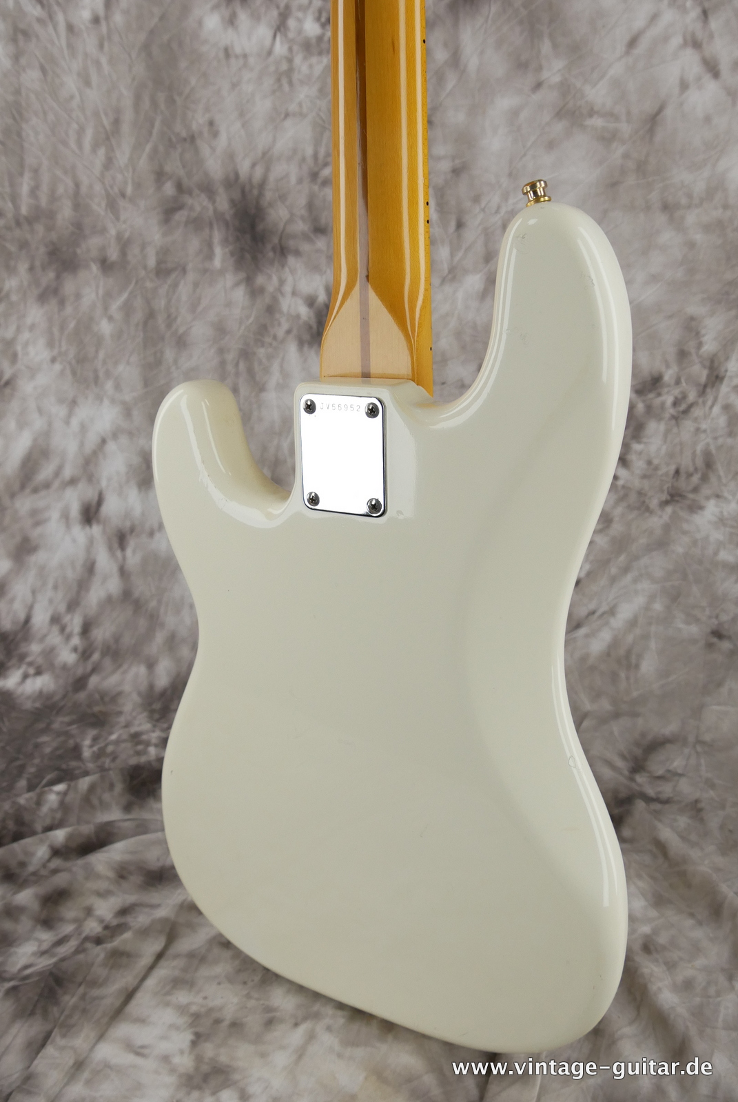 squier-precision-1983-olympic-white-011.JPG