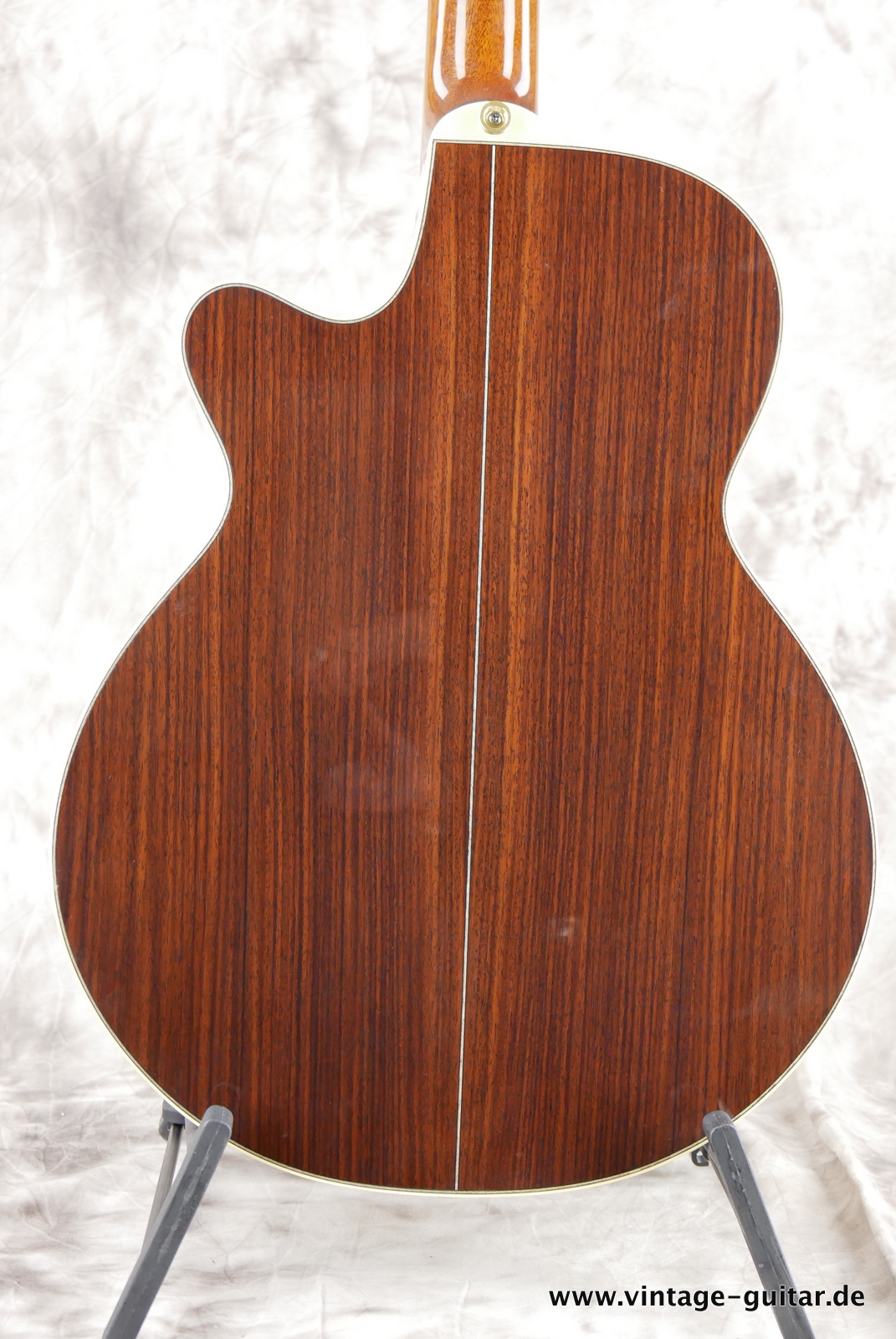 img/vintage/5188/Takamine_Santa_Fee_acoustic_guitar_pickup_flightcase-004.JPG