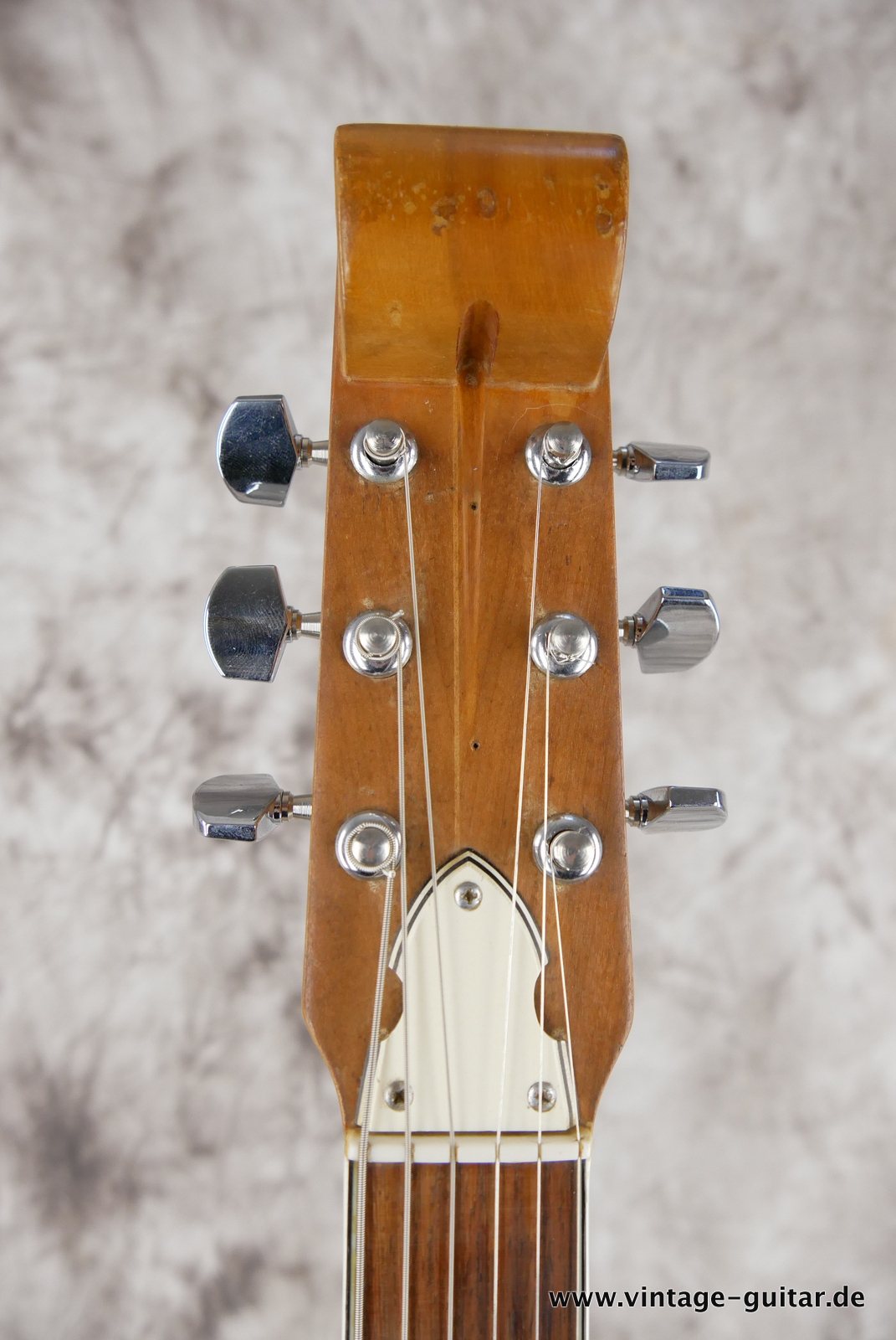 img/vintage/5194/Aria_Mod_1402T_violine_guitar_60s_japan_vintage_fhole-009.JPG