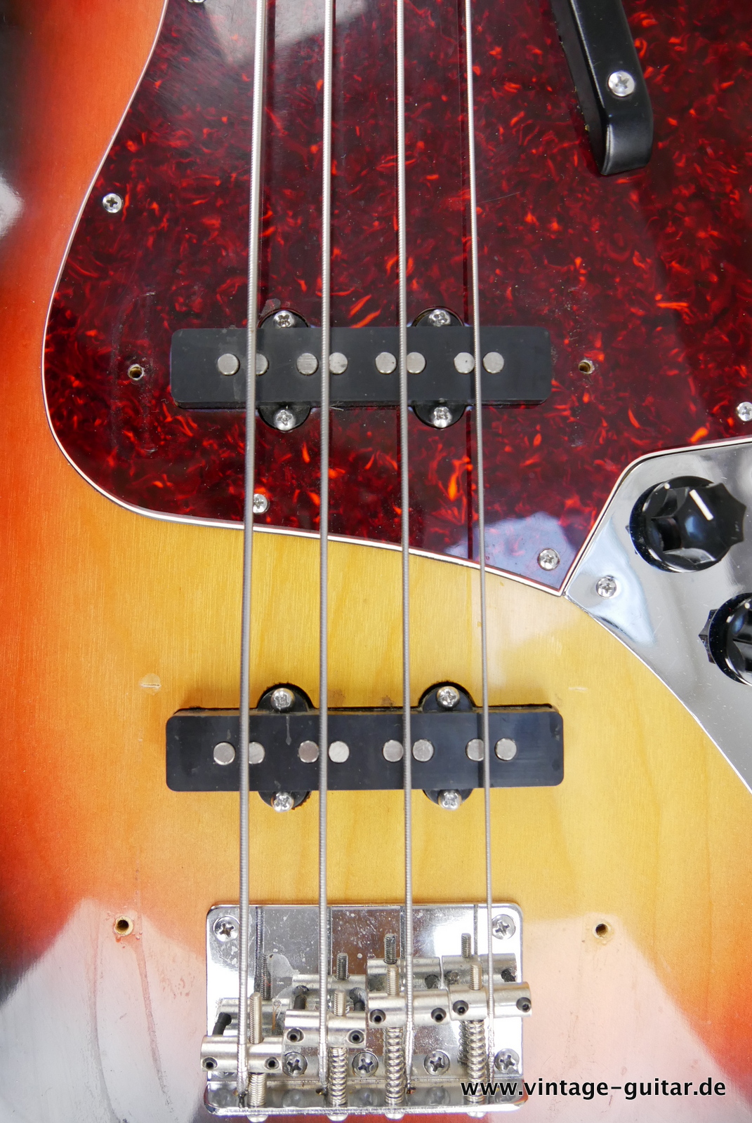 Ibanez_Mod_2365B_Jazz_Bass_copy_sunburst_nofender_lawsuit_all_original_gigbag-013.JPG