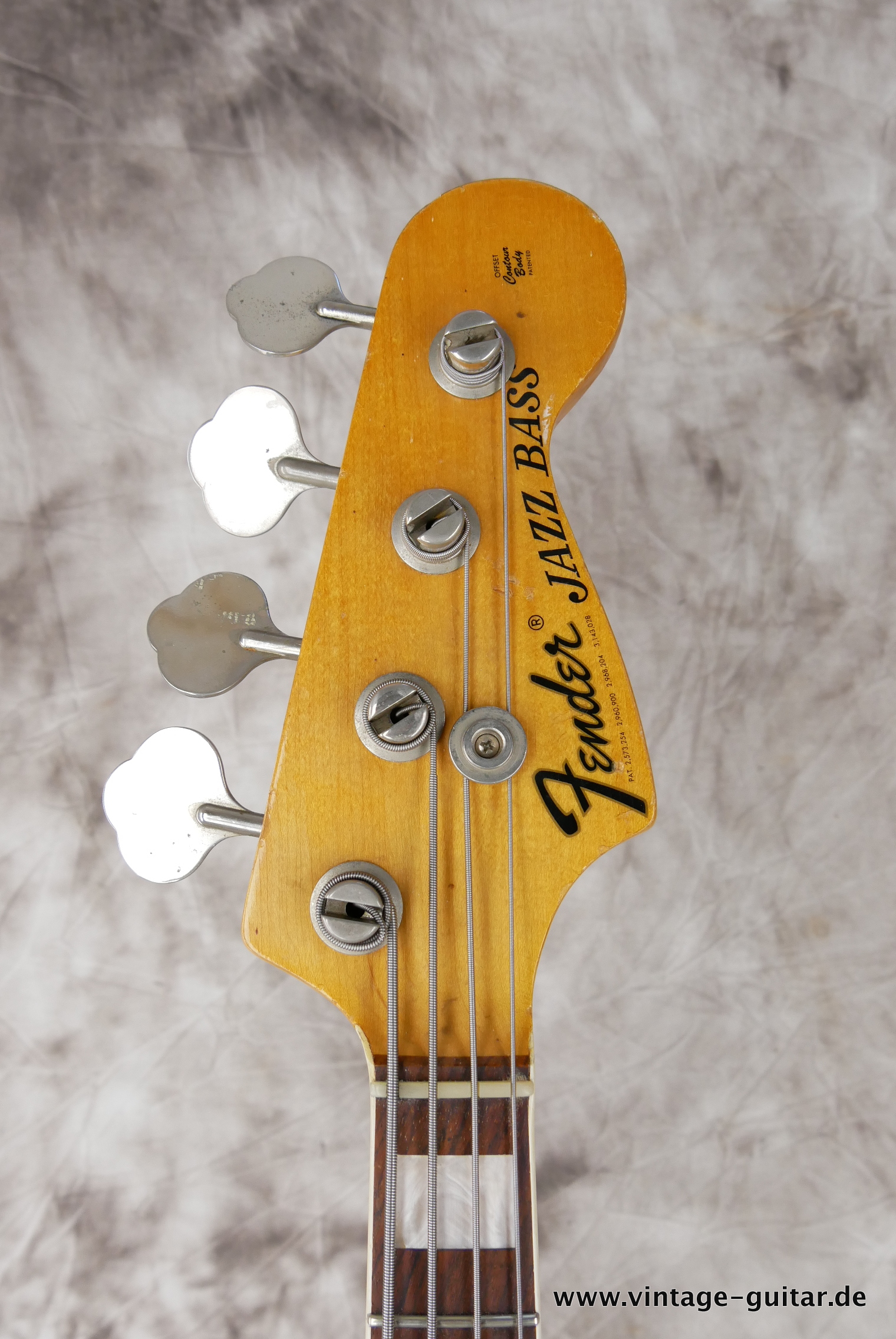 Fender-Jazz-Bass-1974-alder-sunburst-009.JPG