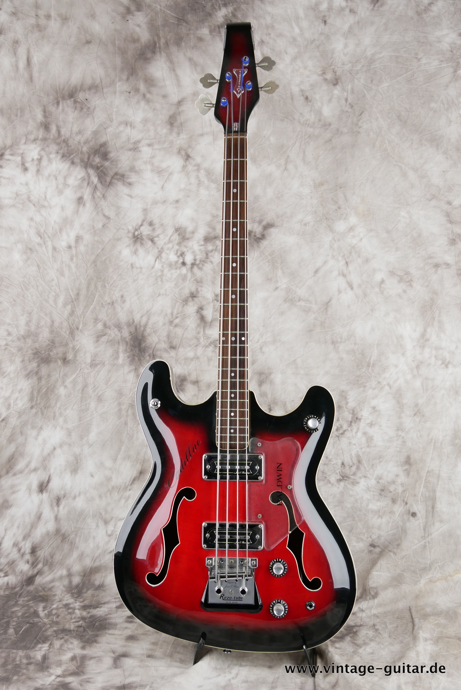 Burns-Baldwin-Vibraslim-Bass-1967-001.JPG