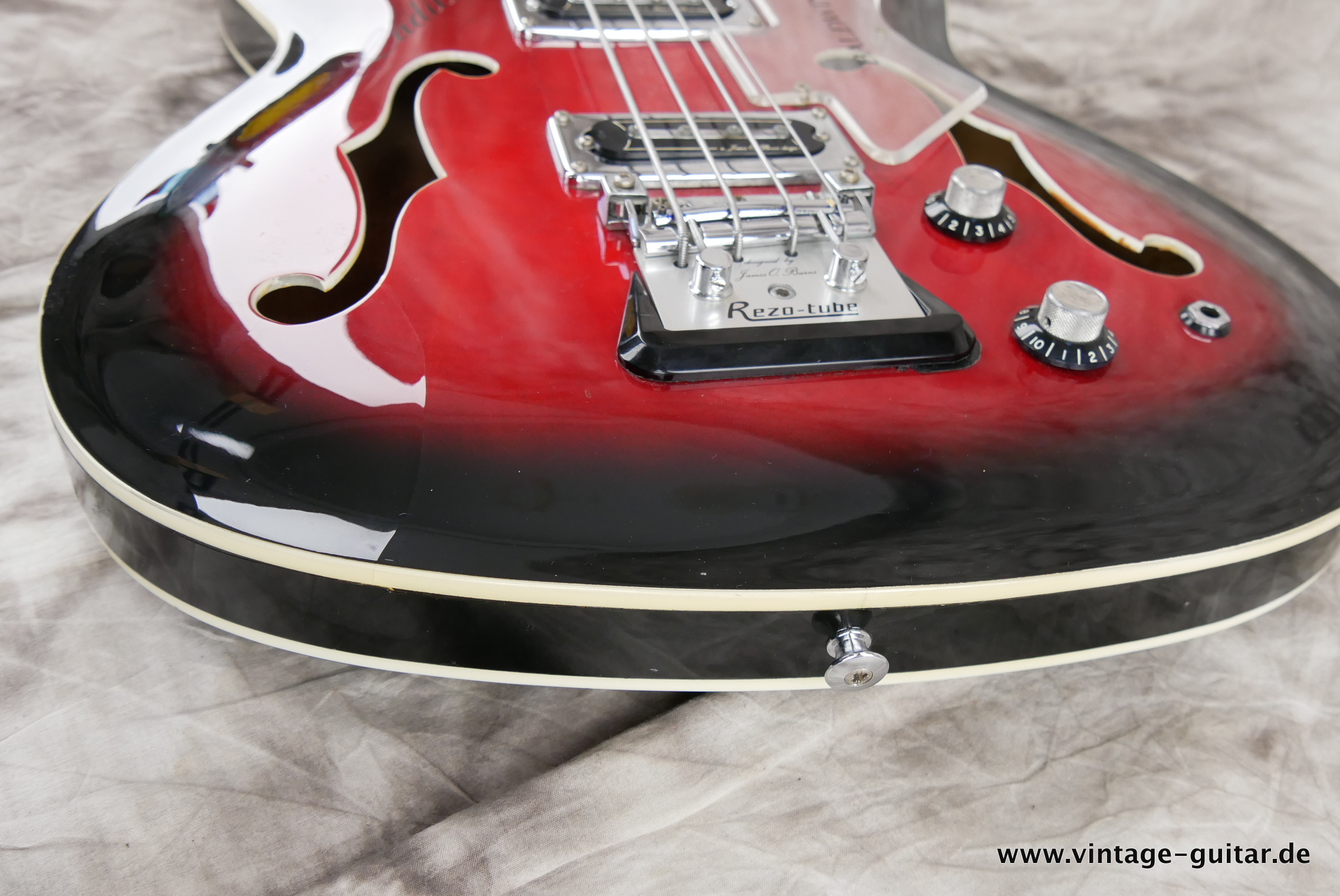 Burns-Baldwin-Vibraslim-Bass-1967-015.JPG