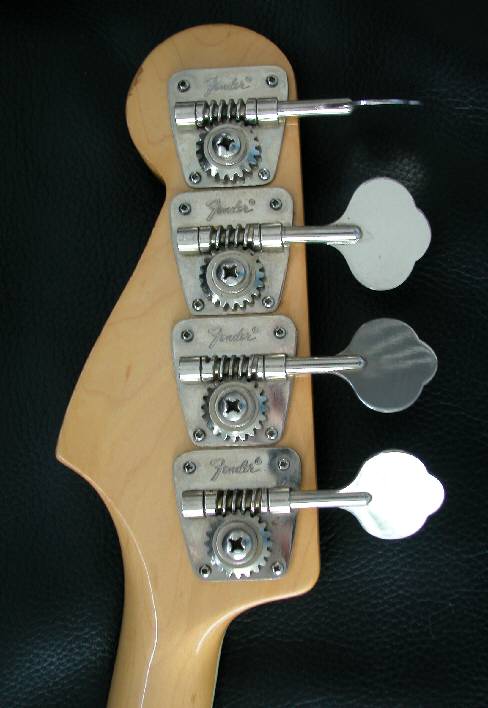 Fender-Jazz-Bass-73-sb-4.jpg
