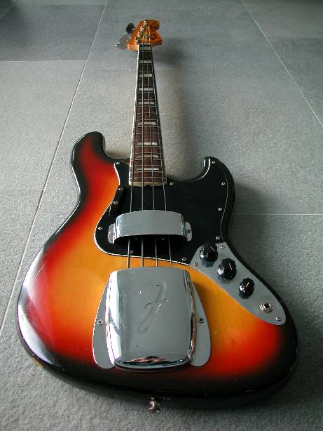 Fender-Jazz-Bass-73-sb.jpg