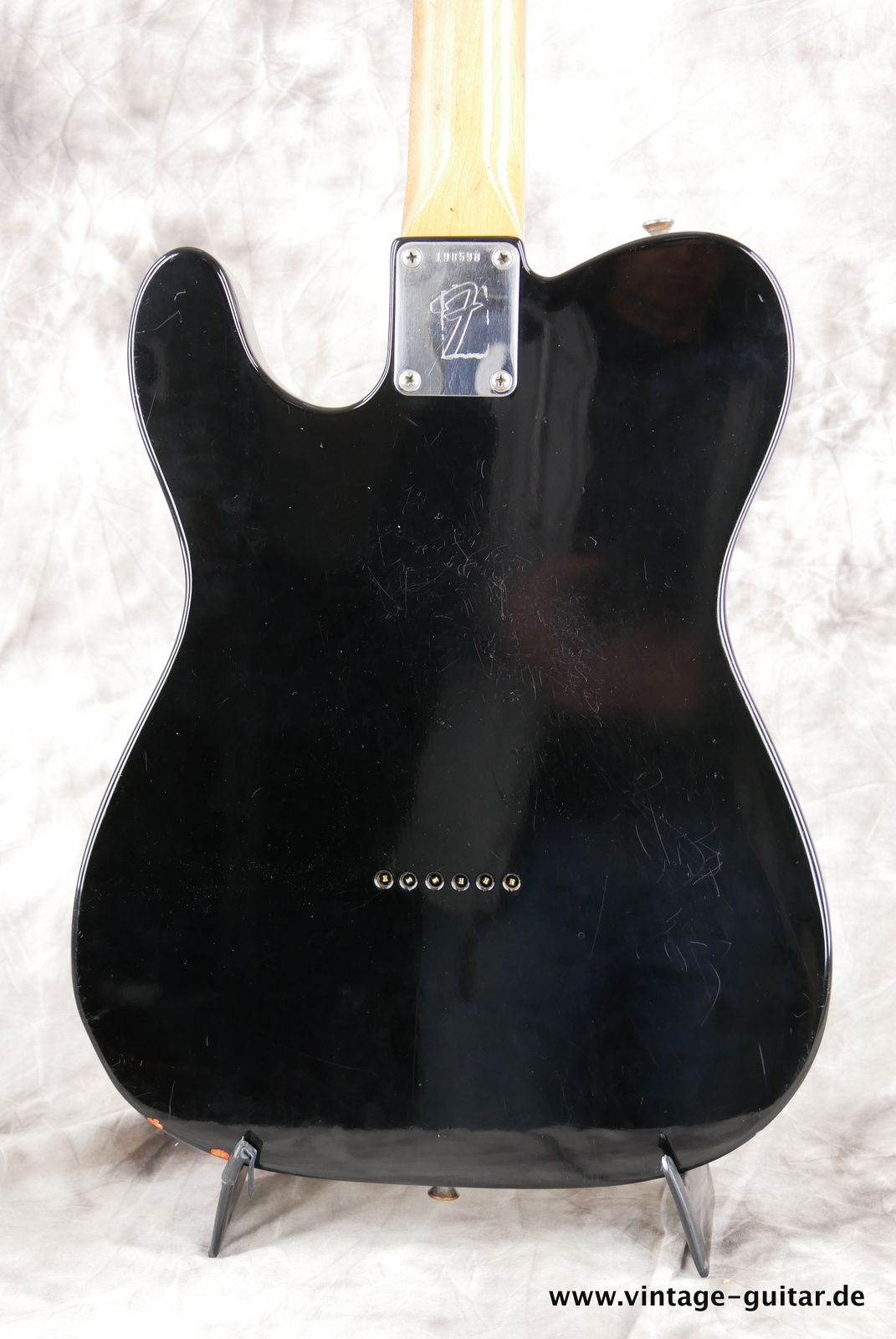 img/vintage/5206/Fender-Telecaster-1967-black-004.JPG