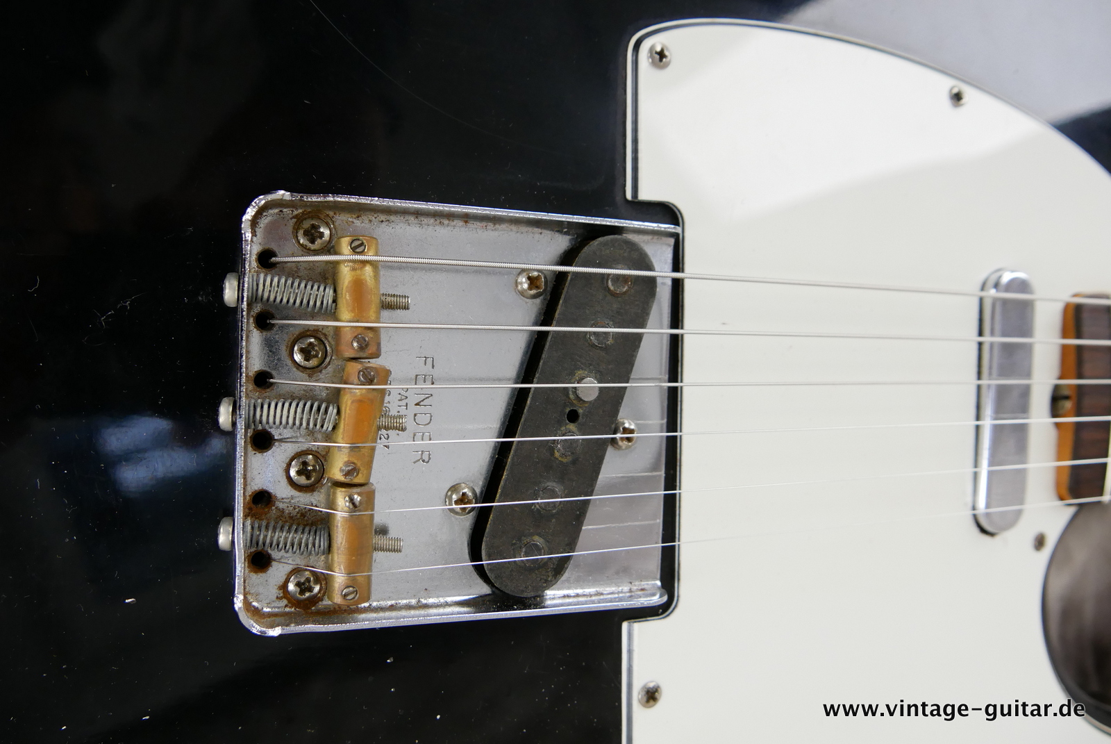 Fender-Telecaster-1967-black-017.JPG