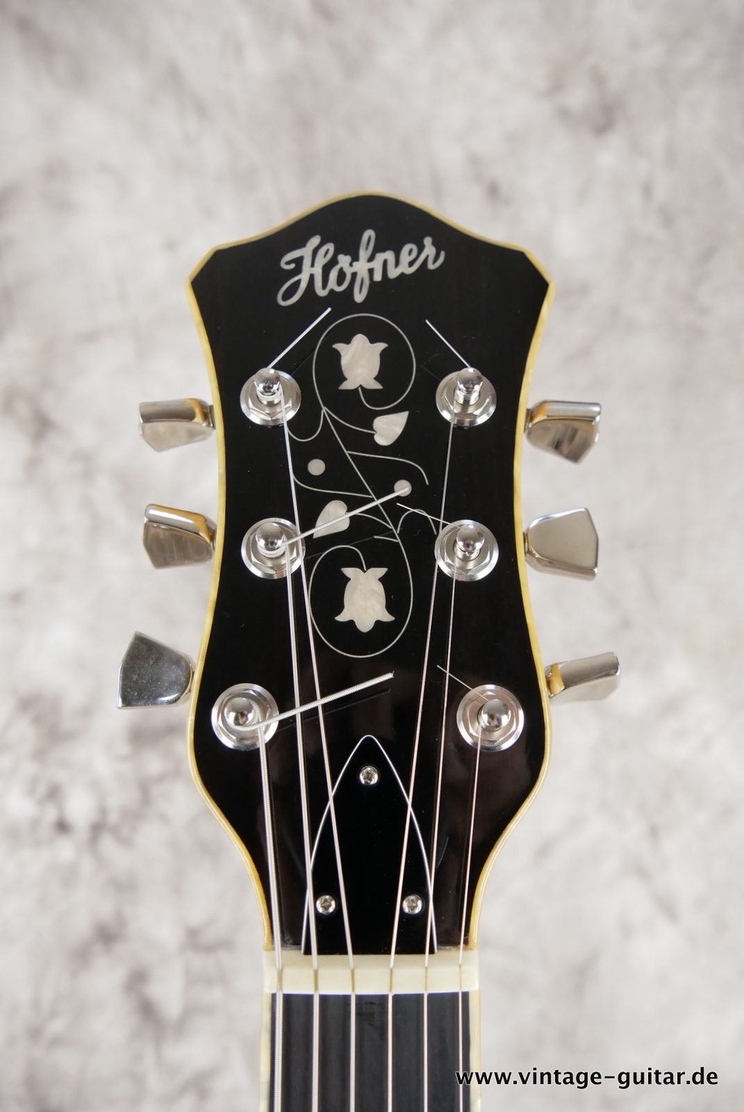 Hofner_hoefner_verythin_limited_edition_very_thin_2012_smoked_eucalyptus_thomas_stuehlein_stuhlein_oneoften_master_luthier-009.JPG