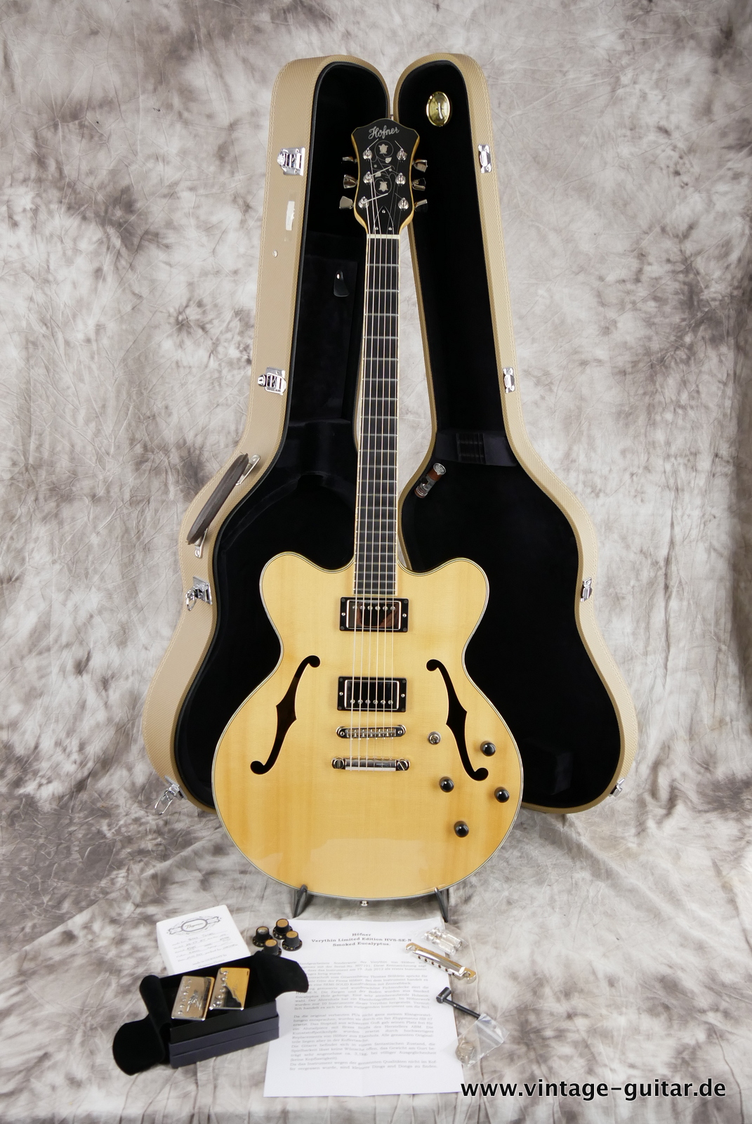 Hofner_hoefner_verythin_limited_edition_very_thin_2012_smoked_eucalyptus_thomas_stuehlein_stuhlein_oneoften_master_luthier-013.JPG