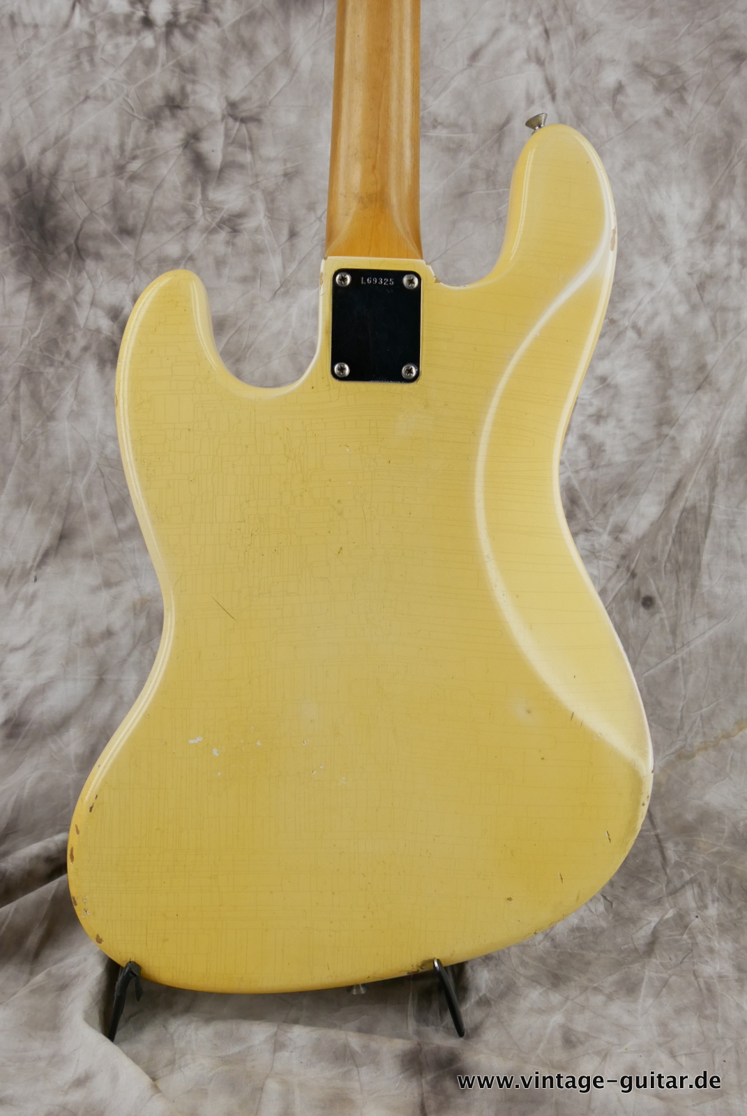 Fender-Jazz-Bass-1965-olympic-white-004.JPG