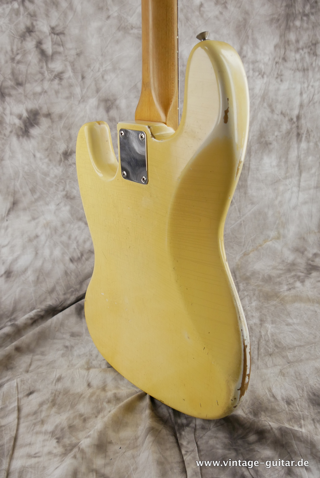Fender-Jazz-Bass-1965-olympic-white-011.JPG