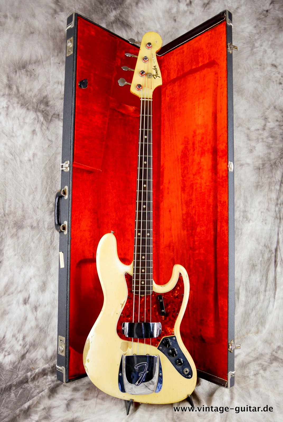 Fender-Jazz-Bass-1965-olympic-white-019.JPG