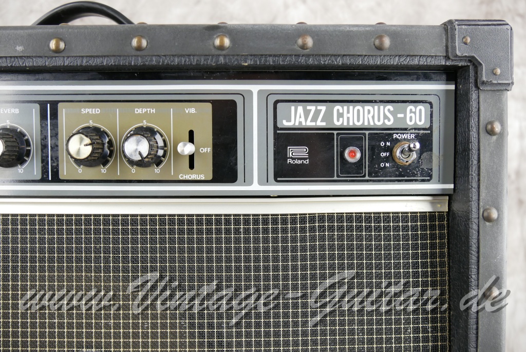 img/vintage/5210/Roland_Jazz_Chorus_60_black_1981-006.JPG