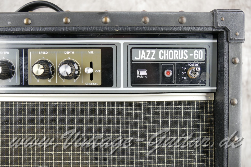 Roland_Jazz_Chorus_60_black_1981-006.JPG