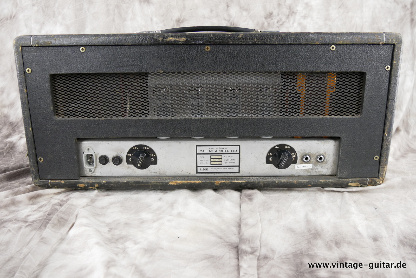 Sound-City-B-100-MK-II-Custom-Built-1970-black-tolex-002.JPG