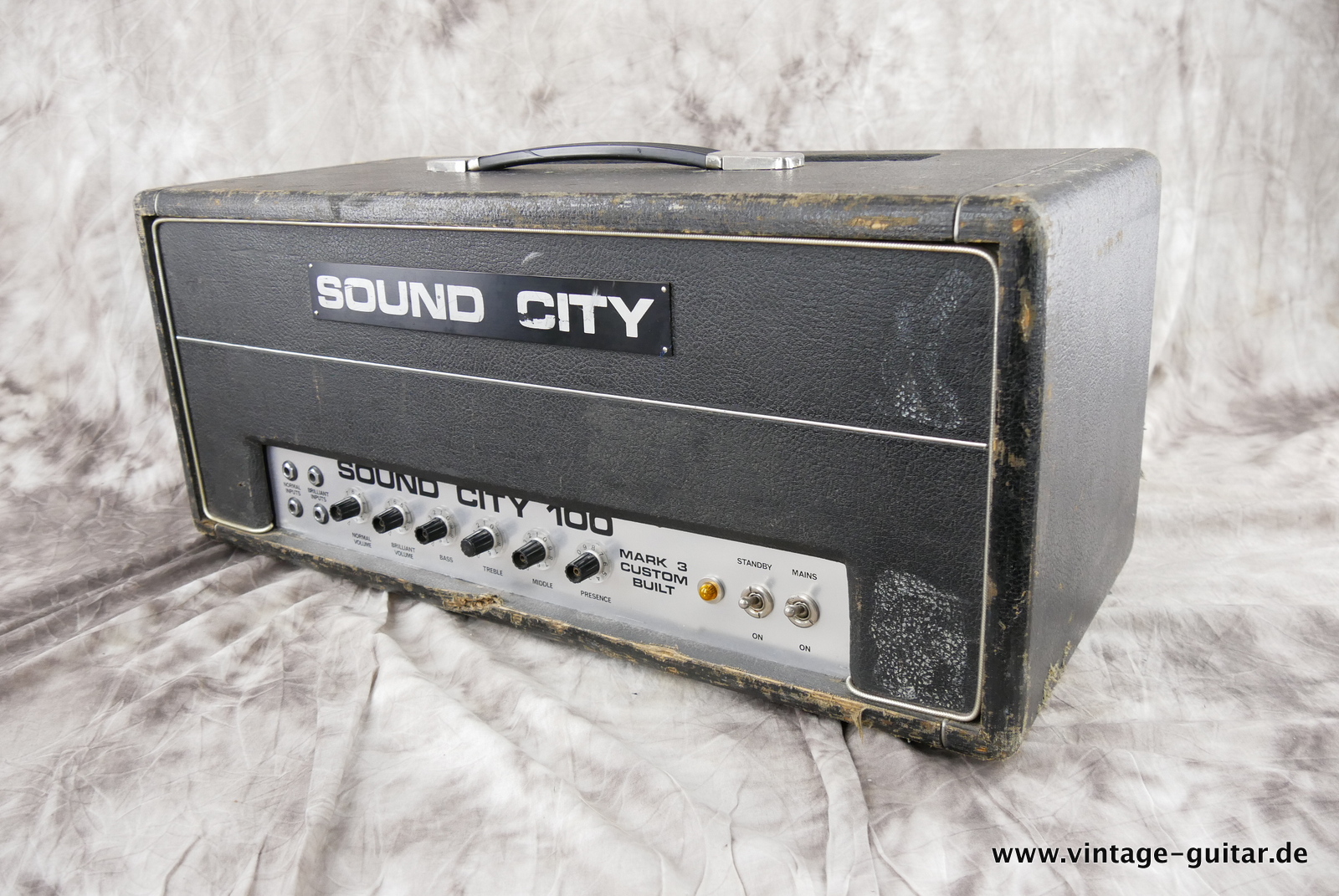 Sound-City-B-100-MK-II-Custom-Built-1970-black-tolex-004.JPG