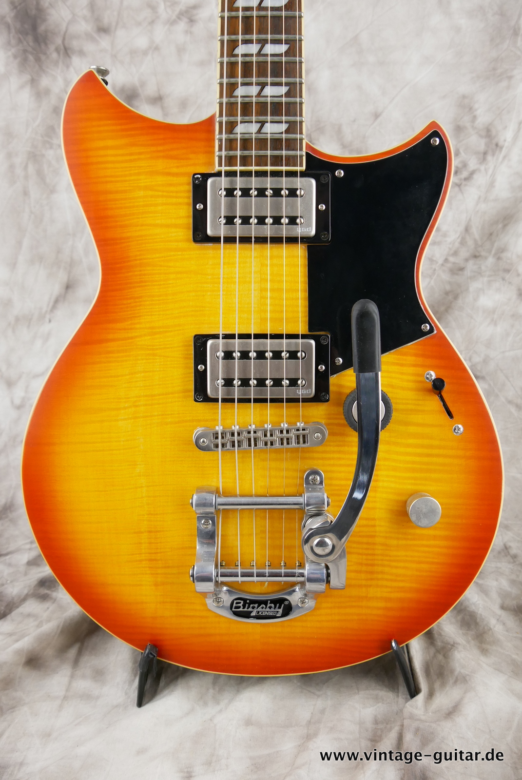 Yamaha-RS720B-2016-sunburst-003.JPG