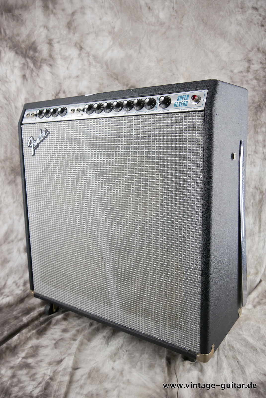 Fender-Super-Reverb-Combo-4x10-1980-black-tolex-003.JPG
