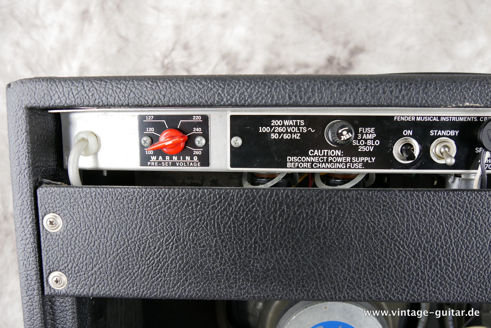 Fender-Super-Reverb-Combo-4x10-1980-black-tolex-008.JPG
