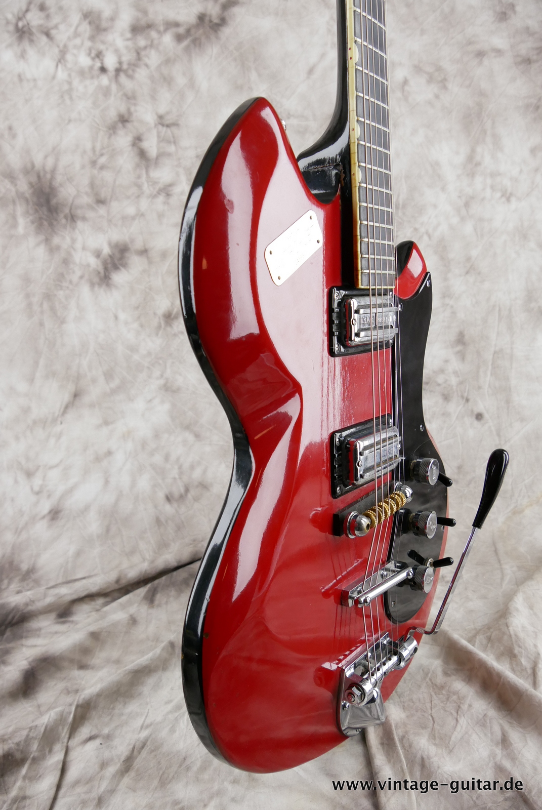 Gretsch-Astro-Jet-6216-1967-red-009.JPG