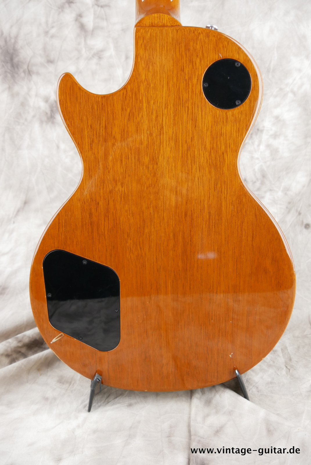 img/vintage/5226/Gibson-Les-Paul-Standard-2019-Unburst-004.JPG