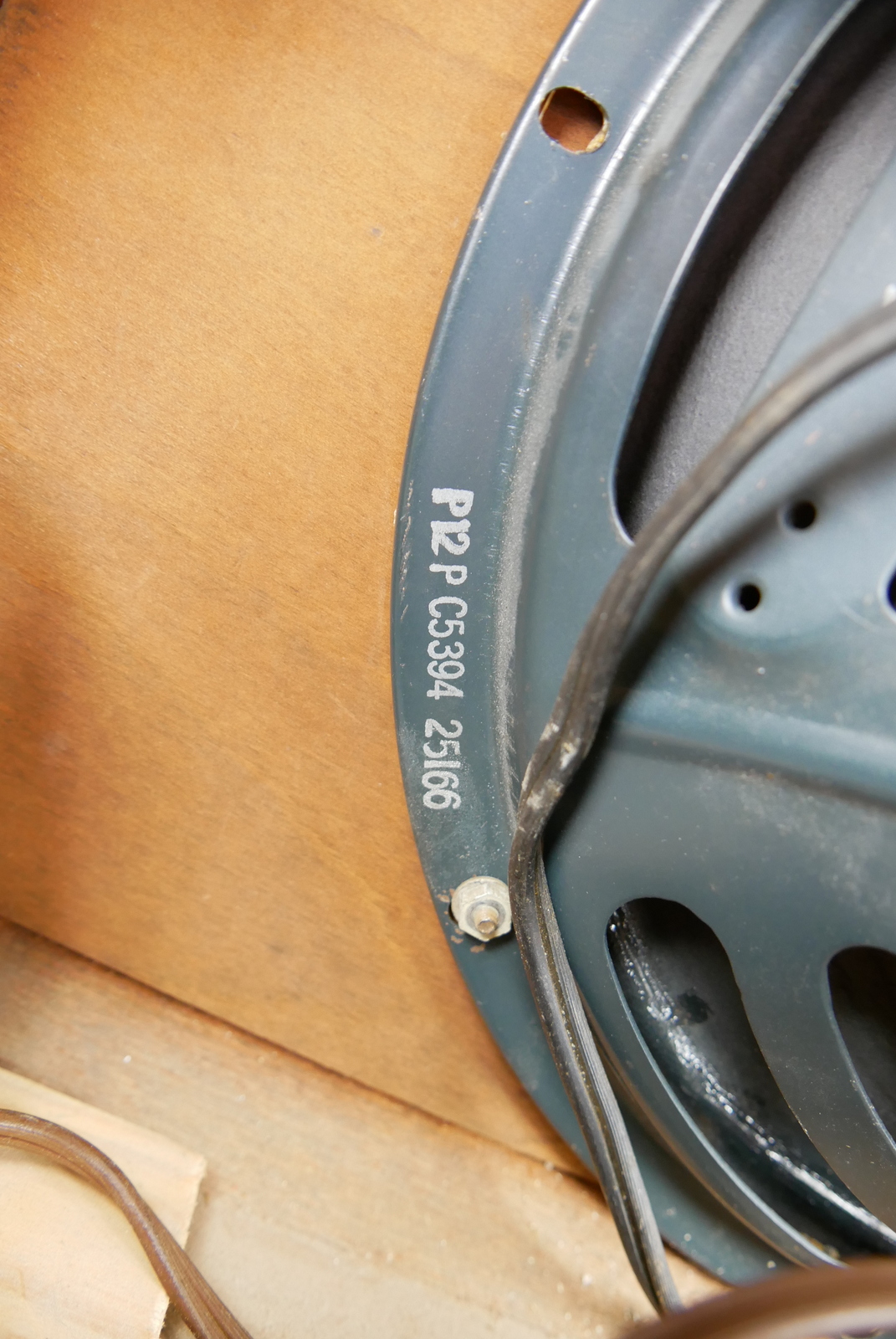 img/vintage/5233/Gibson_GA_40_Les_Paul_Model_1953-011.JPG