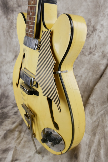 img/vintage/5239/Framus_Fretjet_5_114_52_Germany_white_1962-006.JPG