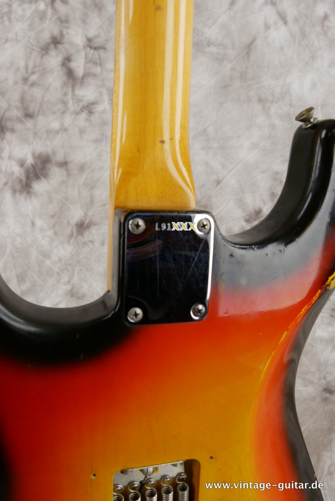 img/vintage/5240/Fender-Stratocaster-Pre-CBS-1965-sunburst-015.JPG