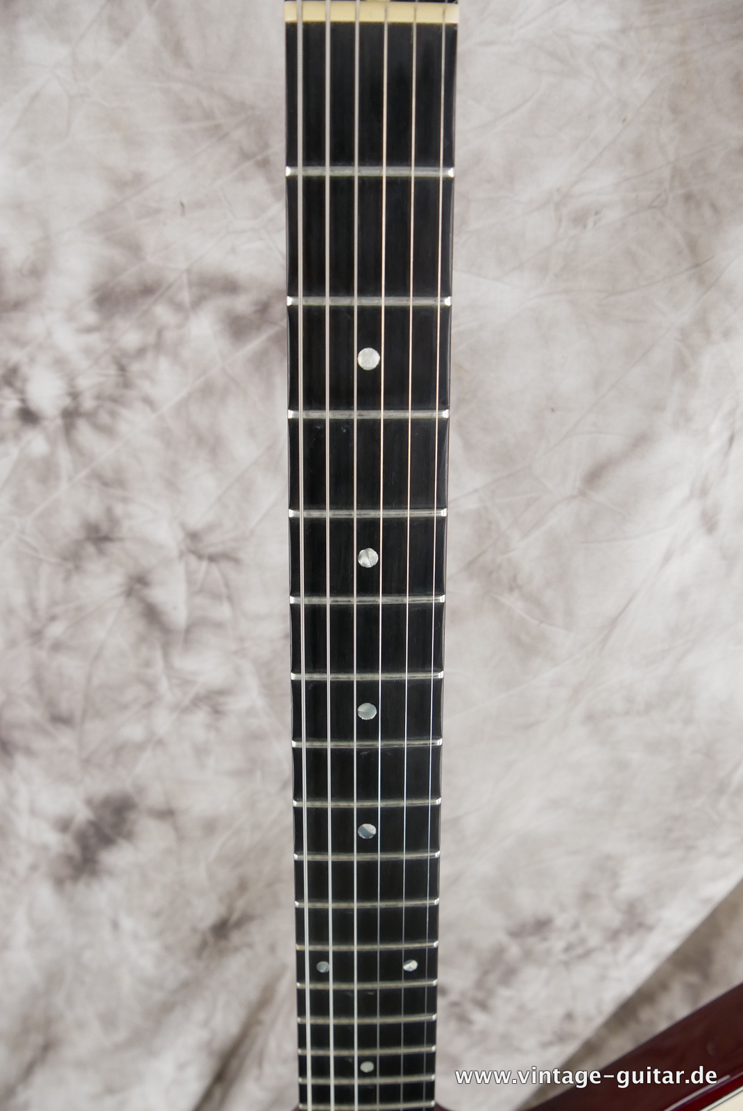 Gibson-Explorer-1989-USA-winered-007.JPG