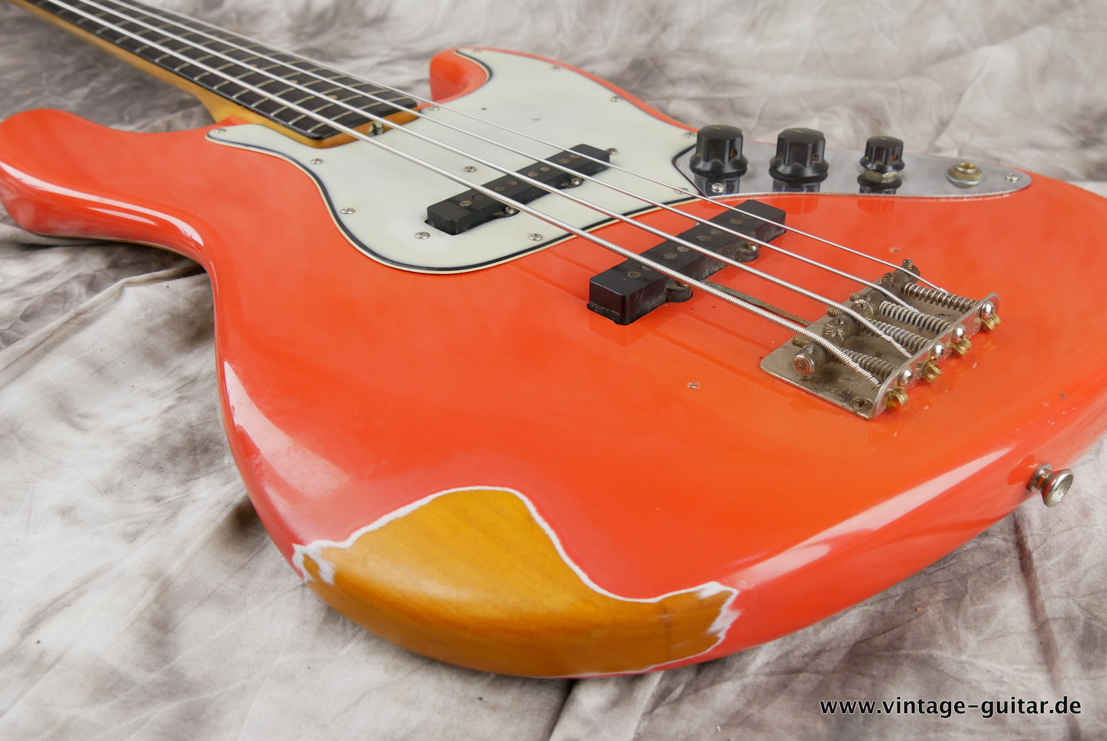 Fender-Jazz-Bass-1963-fiesta-red-1963-016.JPG