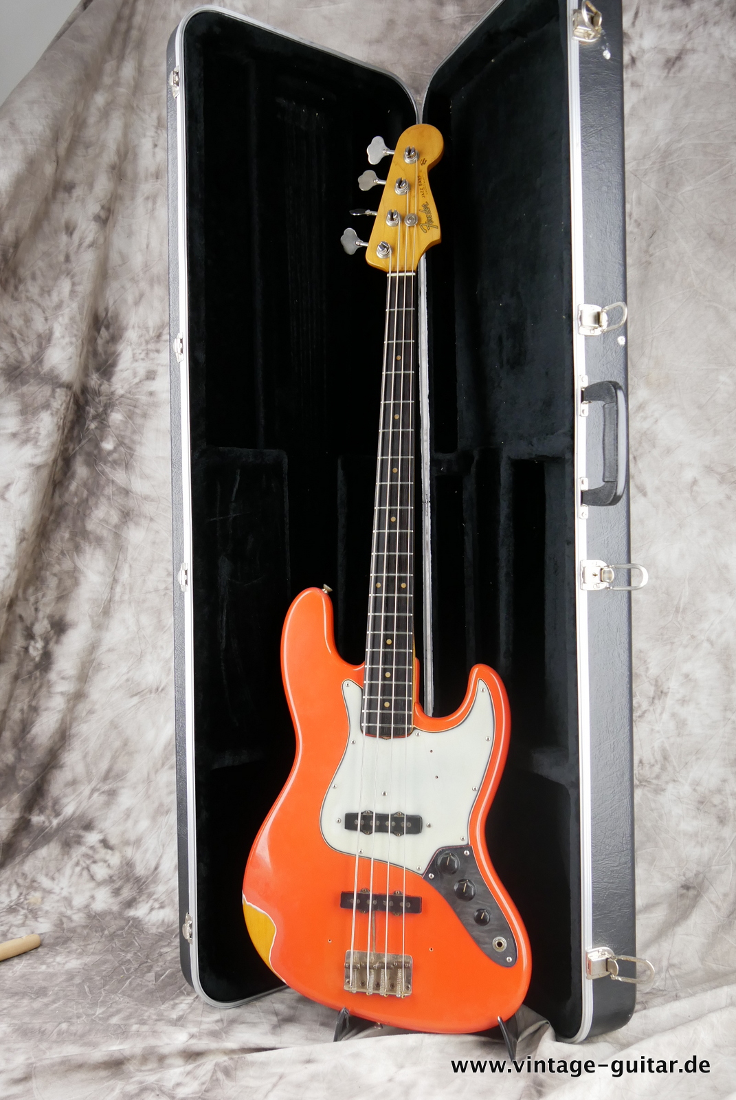 Fender-Jazz-Bass-1963-fiesta-red-1963-023.JPG