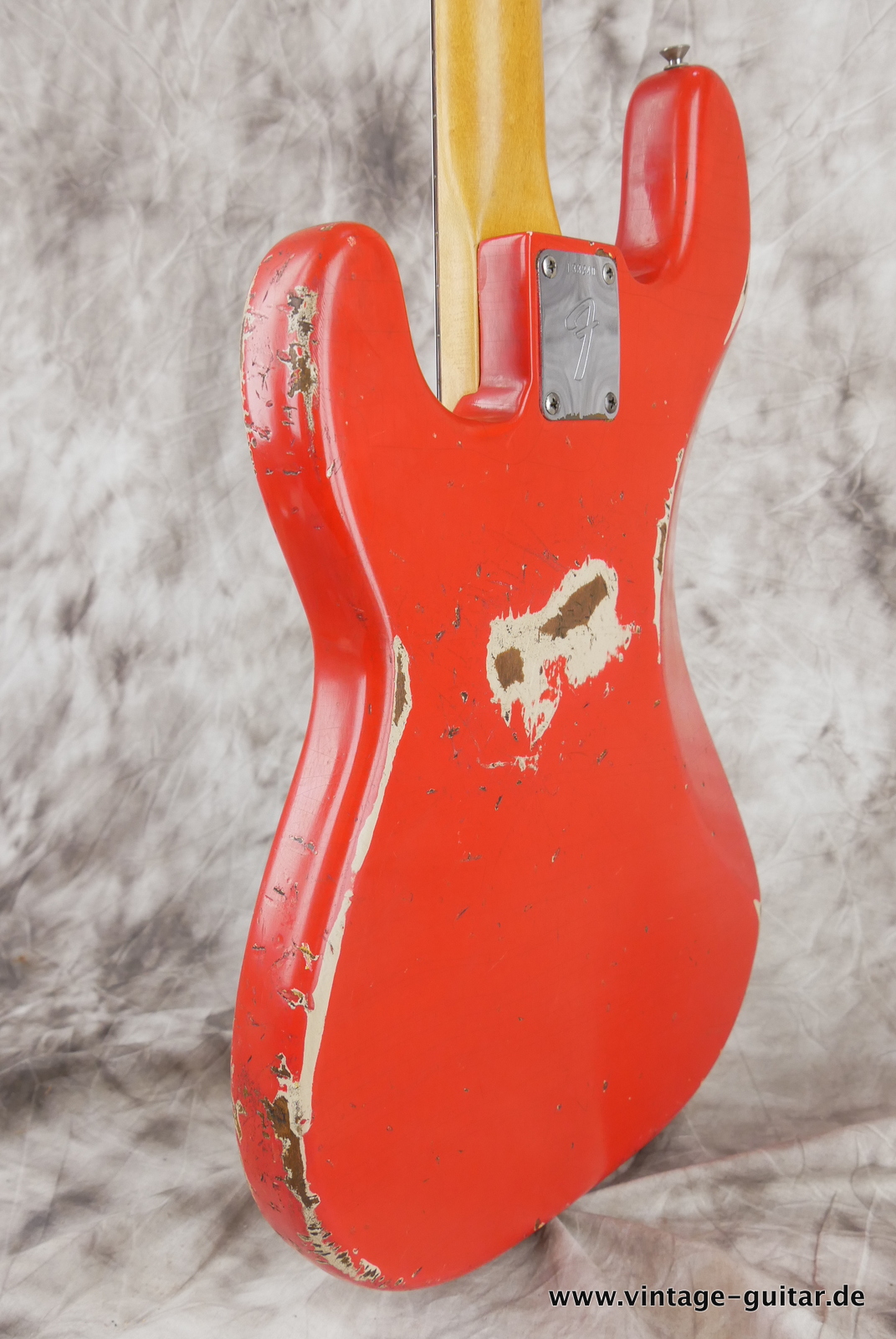 Fender-Precision-Bass-1965-fiesta-red-007.JPG