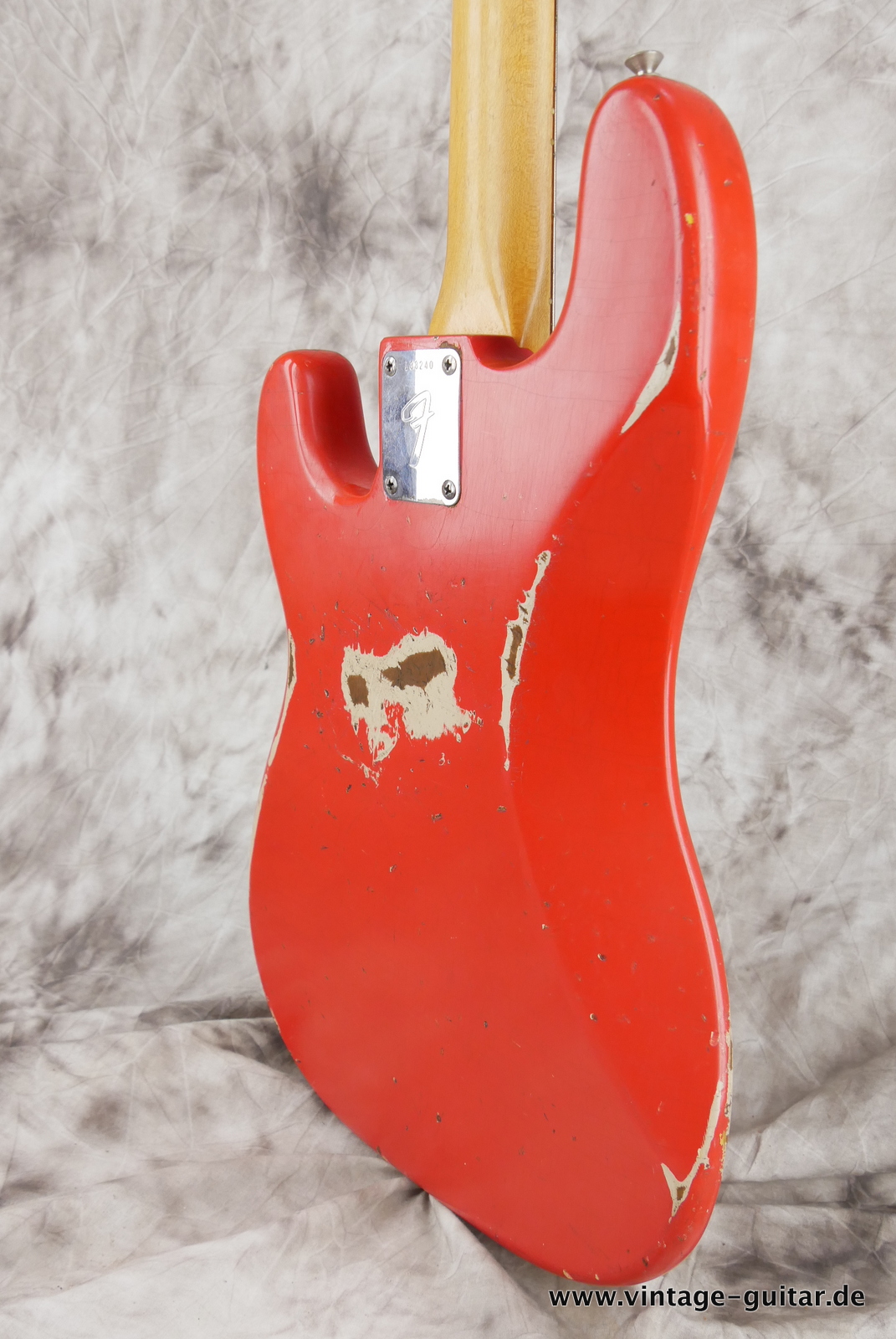 Fender-Precision-Bass-1965-fiesta-red-008.JPG