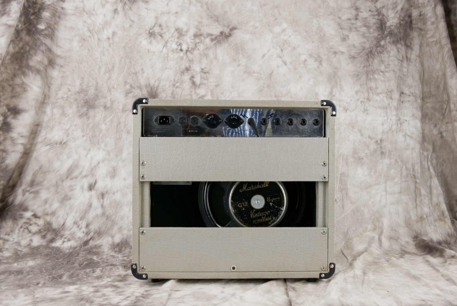 img/vintage/5251/Marshall_2554_jubile_25:50_combo_1x12_1987_GB-002.JPG