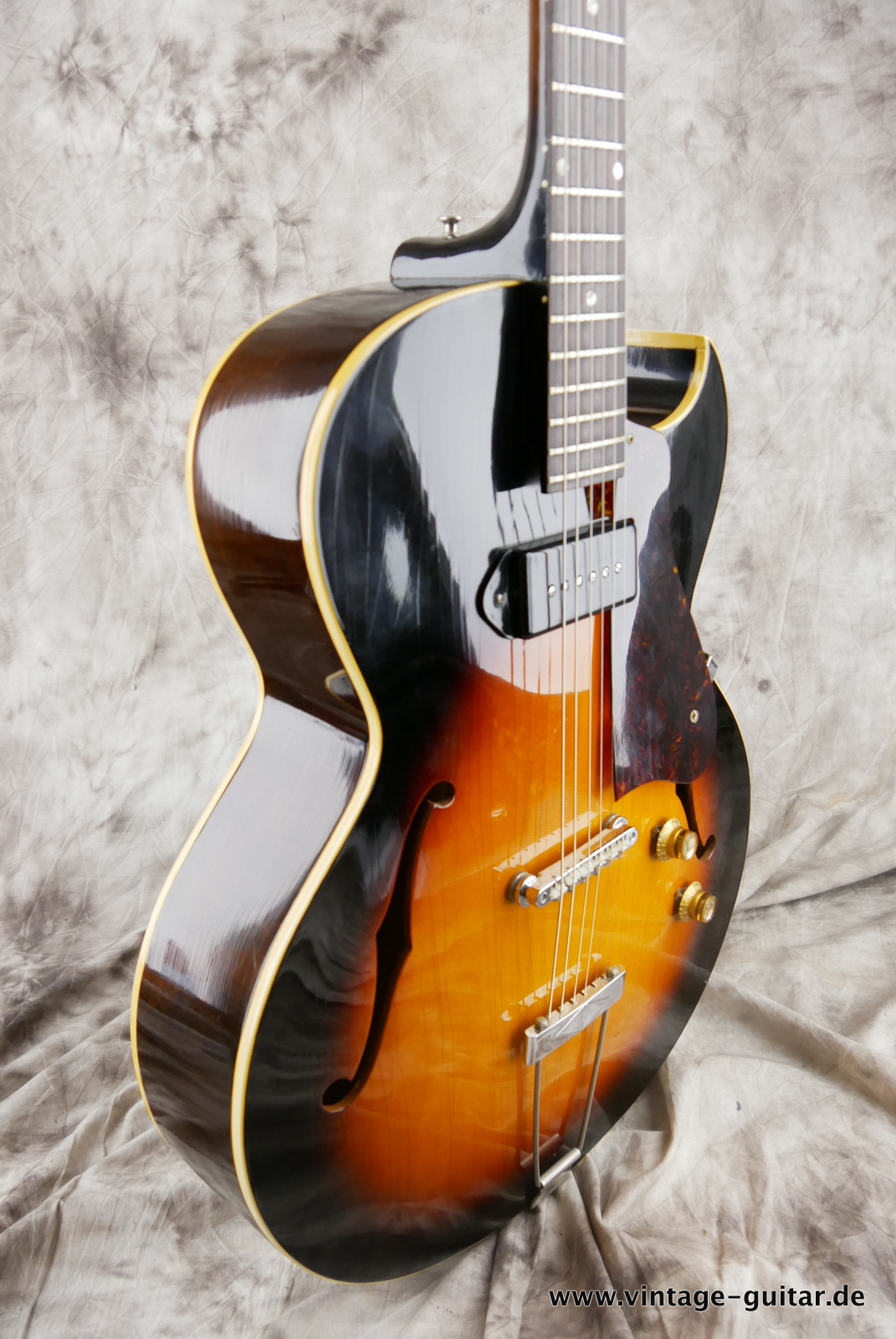 img/vintage/5254/Gibson-ES125C-1967-sunburst-009.JPG