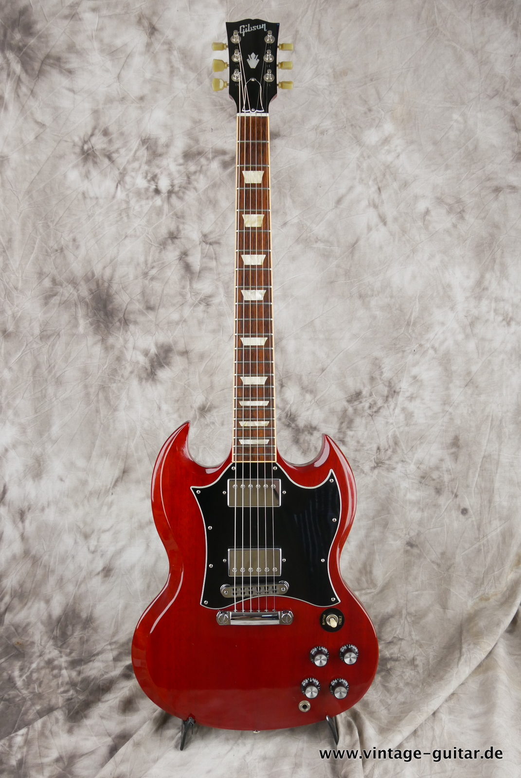 Gibson-SG-Standard-2018-heritage-cherry-001.JPG