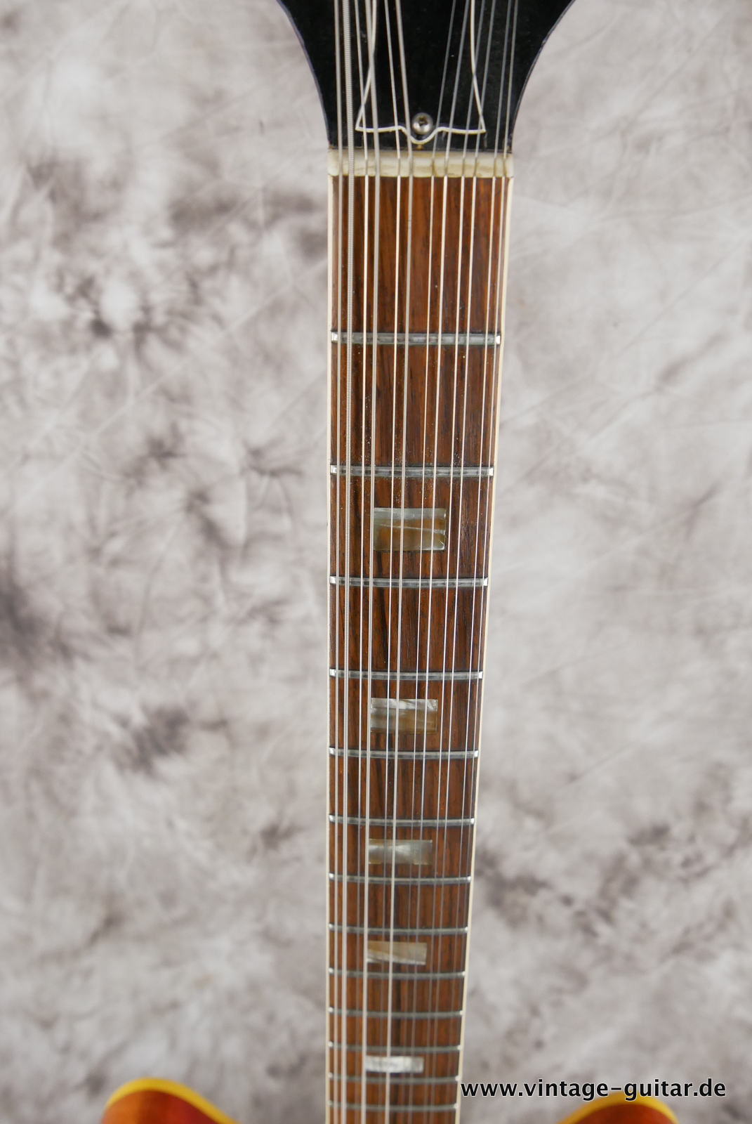 img/vintage/5275/Gibson-ES-335-TD-12-String-1966-cherry-011.JPG